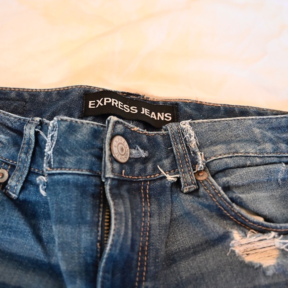 Express Stella Low-Rise Ripped Skinny Jeans – Size 6 Short - Picture 3 of 4
